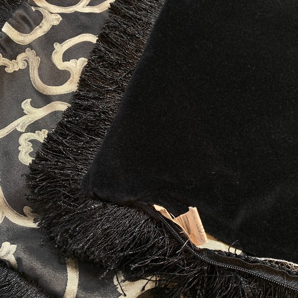 - 🖤 CUSTOM MADE EUROPEAN CUSHION COVERS (4) - Picture 6 of 8